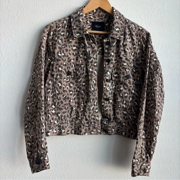 Rails Steffi Mountain Leopard-Print Cropped Button Up Jacket TencelLyocell Linen - Picture 3 of 12